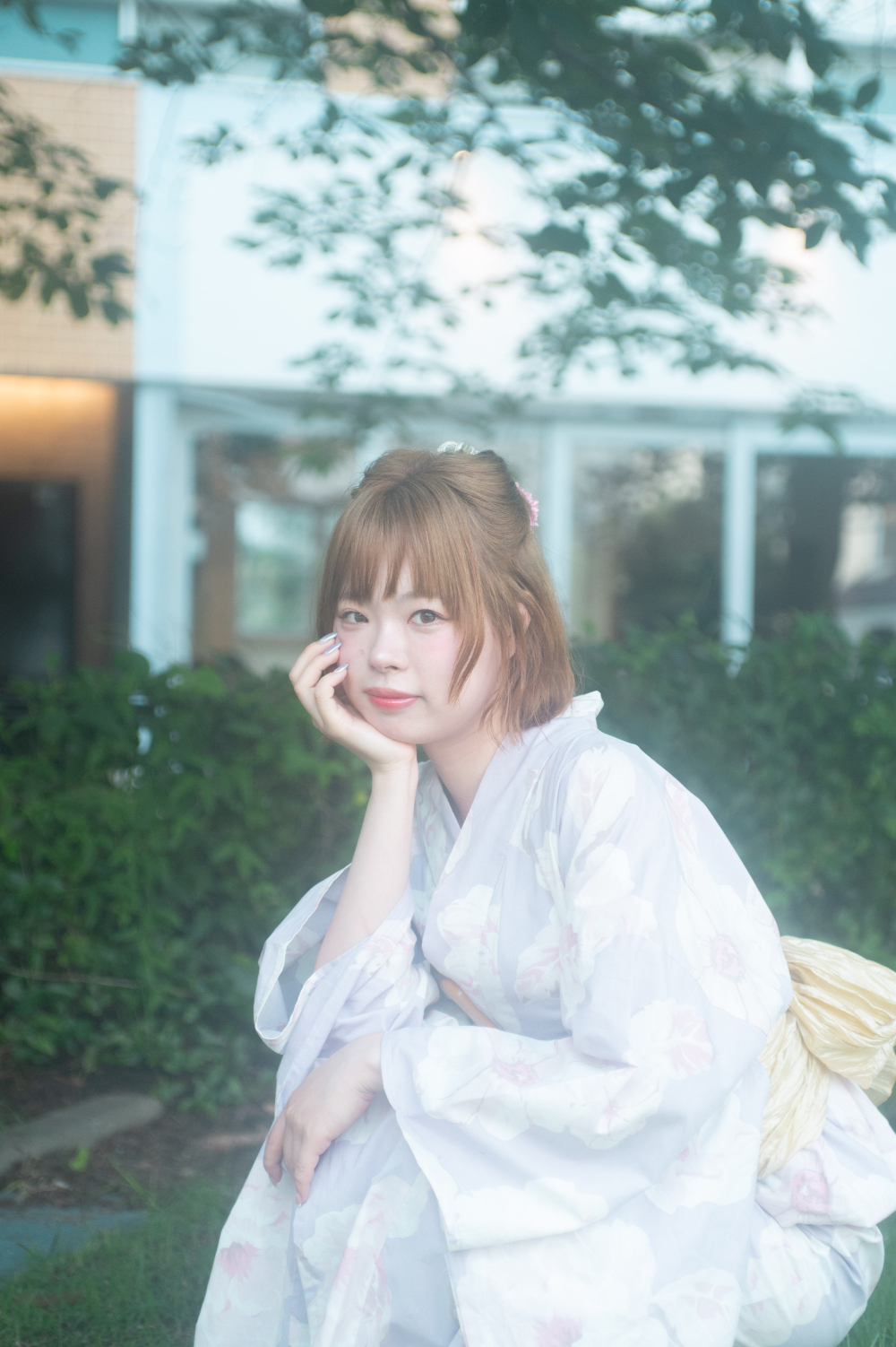 夕暮れの光の中で浴衣姿を残す撮影時間
