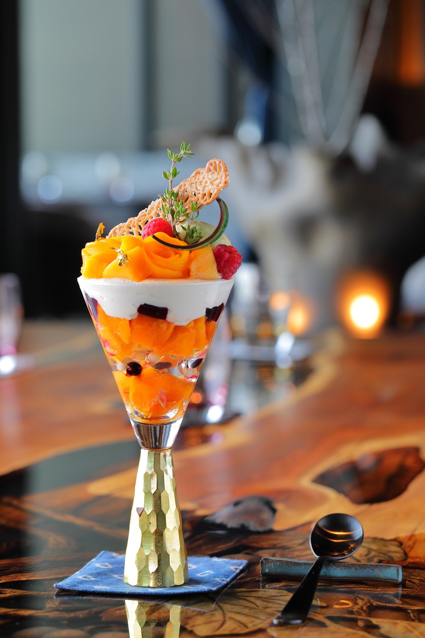 マンゴーパフェ